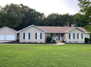 1705 Bucklevel Rd, Greenwood, SC 29649