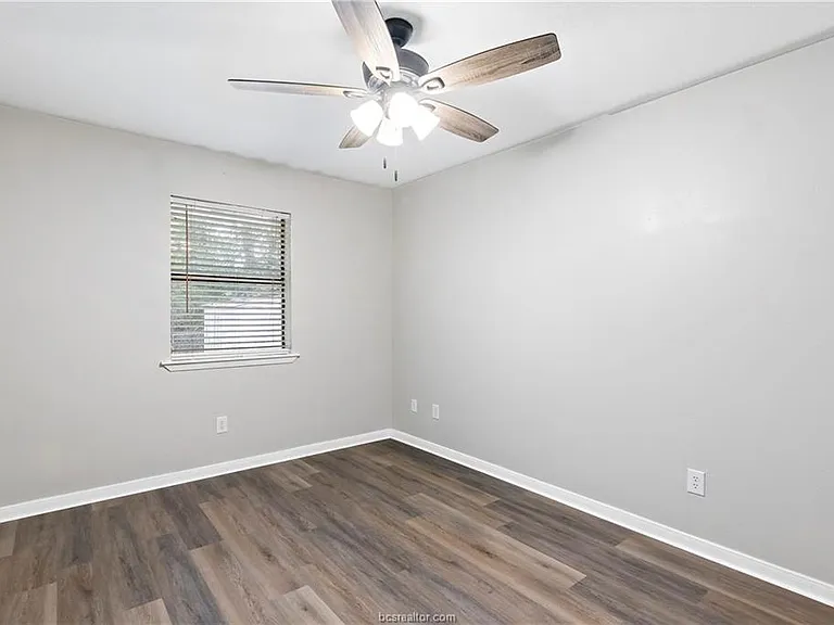 616 Cross Timbers Dr — Photo 21