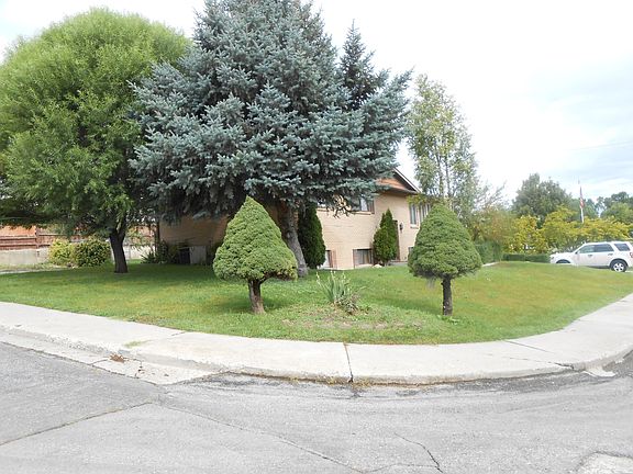2nd image of 410 S Salem Lake Dr