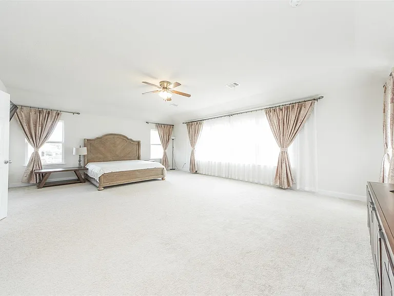 15406 Easton Gate Ln — Photo 23