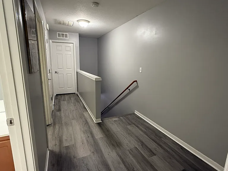 5431 N Hickory St — Photo 10