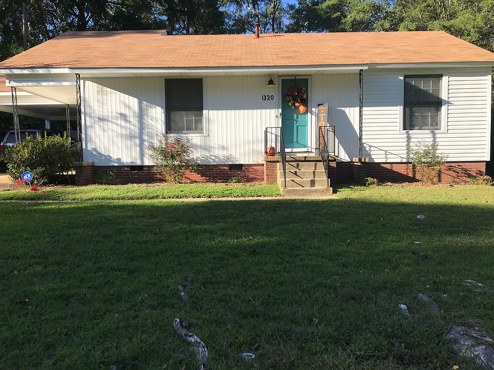 1st image of 1320 W Elm St