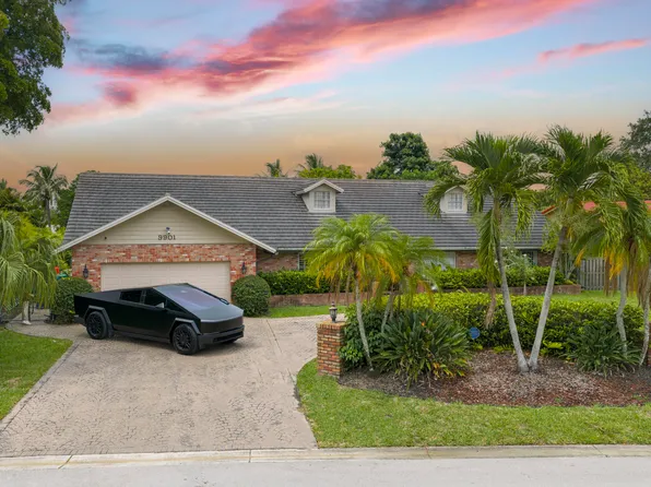 9901 NW 15th Court, Coral Springs, FL 33071