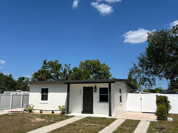 2304 Ednor St, Pt Charlotte, FL 33952