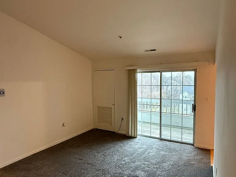 8382 Montgomery Run Rd #J — Photo 3
