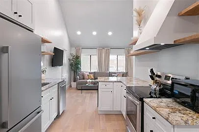 95 W Annabelle Ave — Photo 2