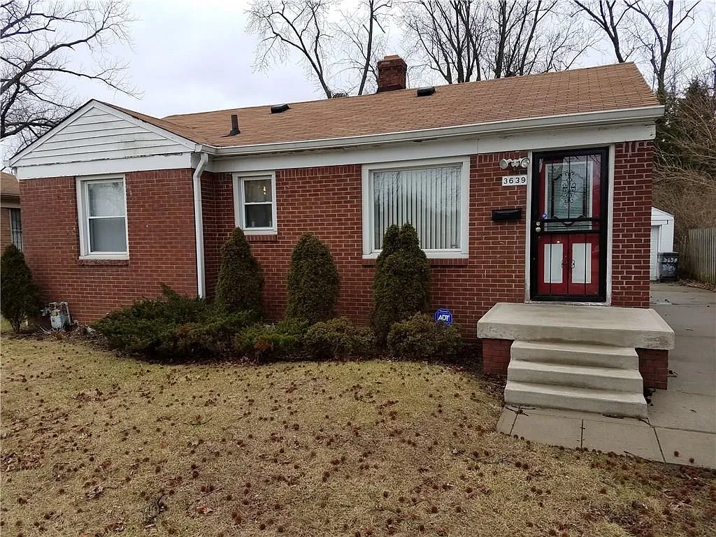 3639 N Riley Ave photo 1