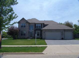 2415 Eisenhower Blvd, McHenry, IL