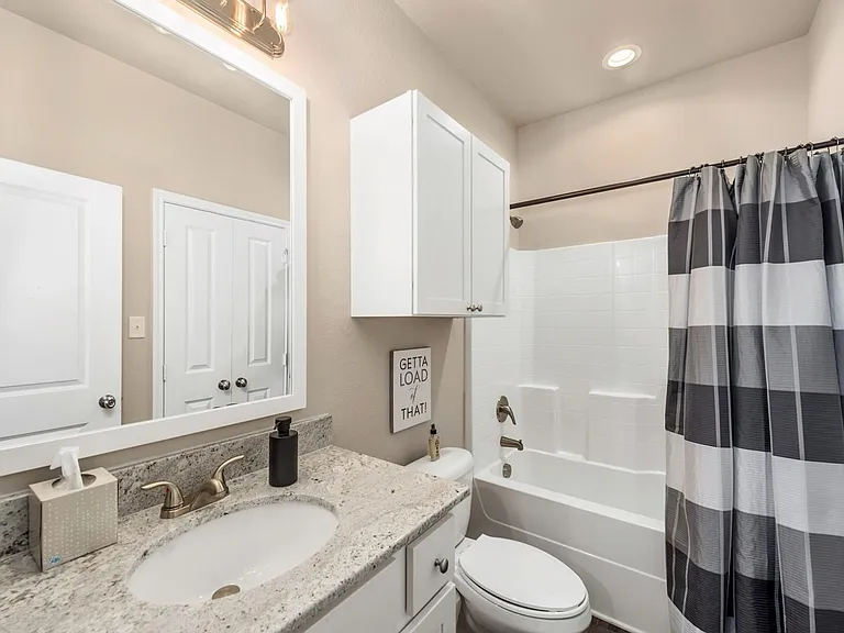 505 Momma Bear Dr — Photo 16