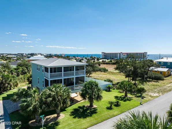 110 19th St, Mexico Beach, FL 32456