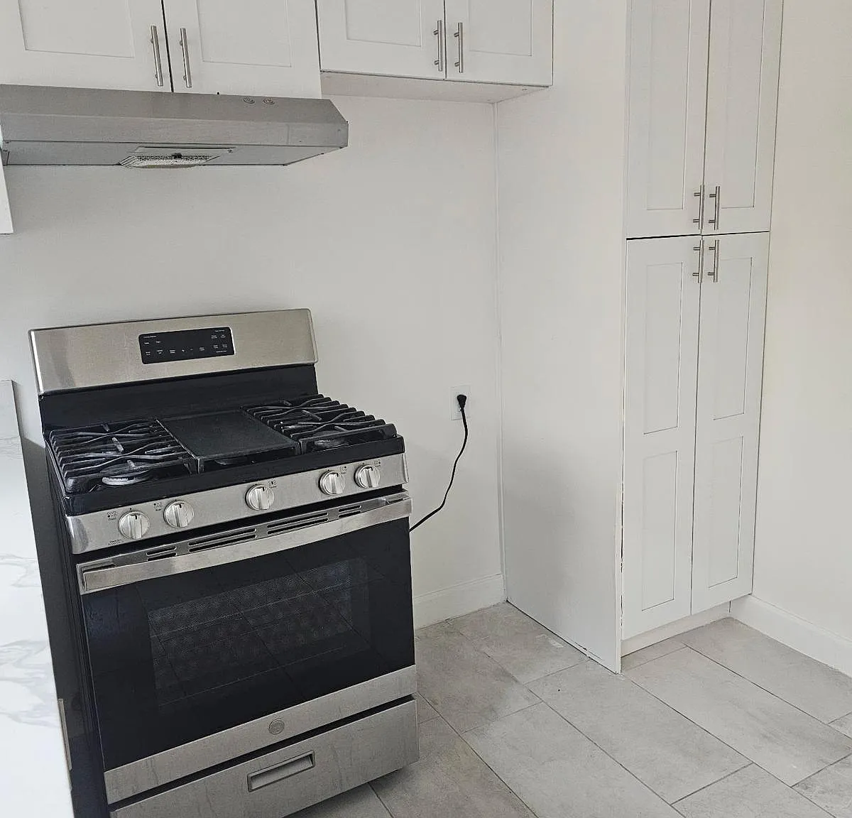 Studio, 400 sqft, $1,500 — Photo 2