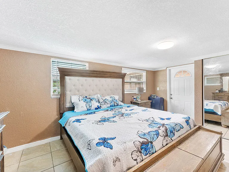 4830 Alberta Ave — Photo 25