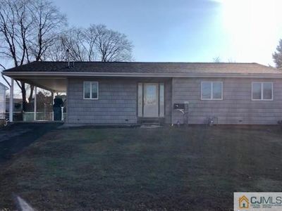 17 Dartmouth Rd, Parlin, NJ, 08859