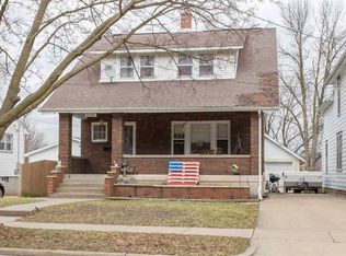 2430 Broadway St, Dubuque, IA 52001