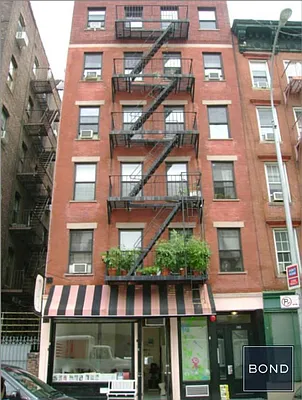 Rented by Bond New York | media 17