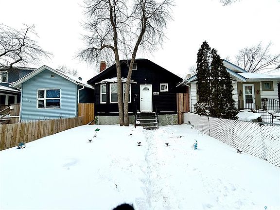2nd image of 1128 Garnet STREET