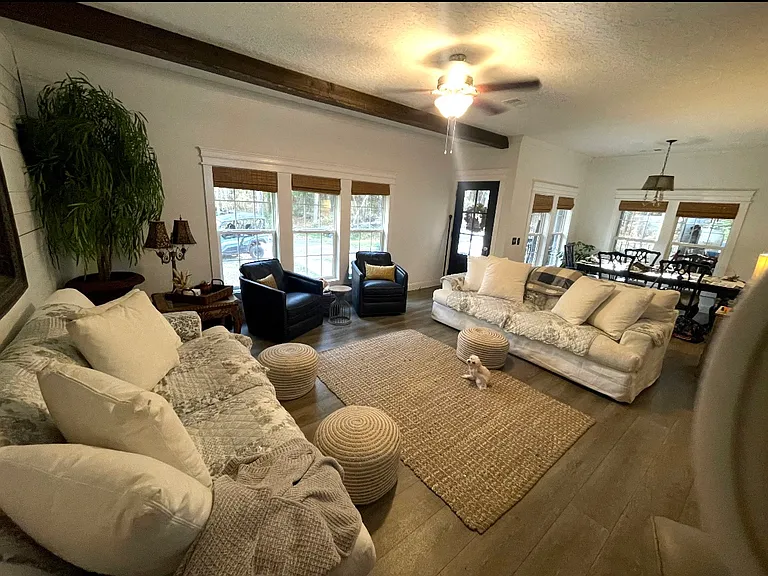 424 Old Jones Rd — Photo 13