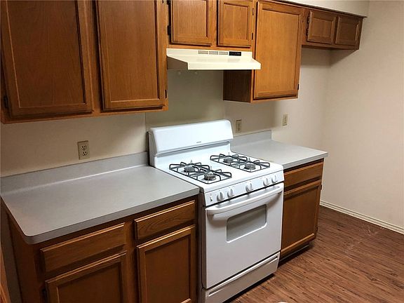 5th image of 8640 Piney Creek Bnd