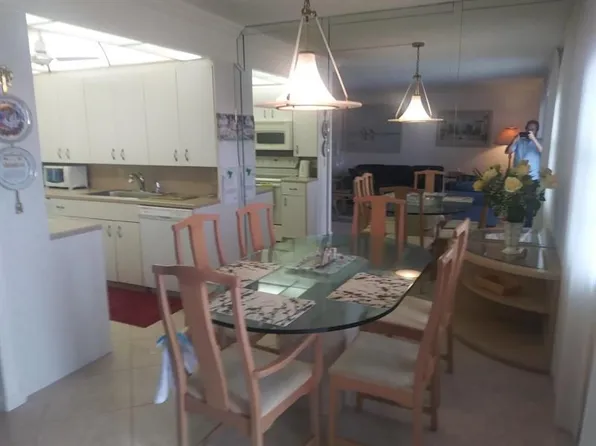 4017 Exeter Dr #A, Boca Raton, FL 33434
