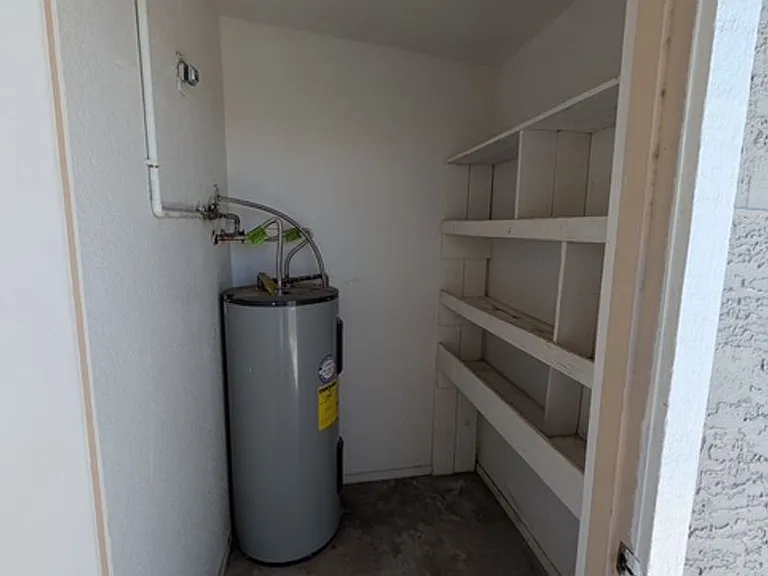 Lindsay Villas Townhomes — Photo 21