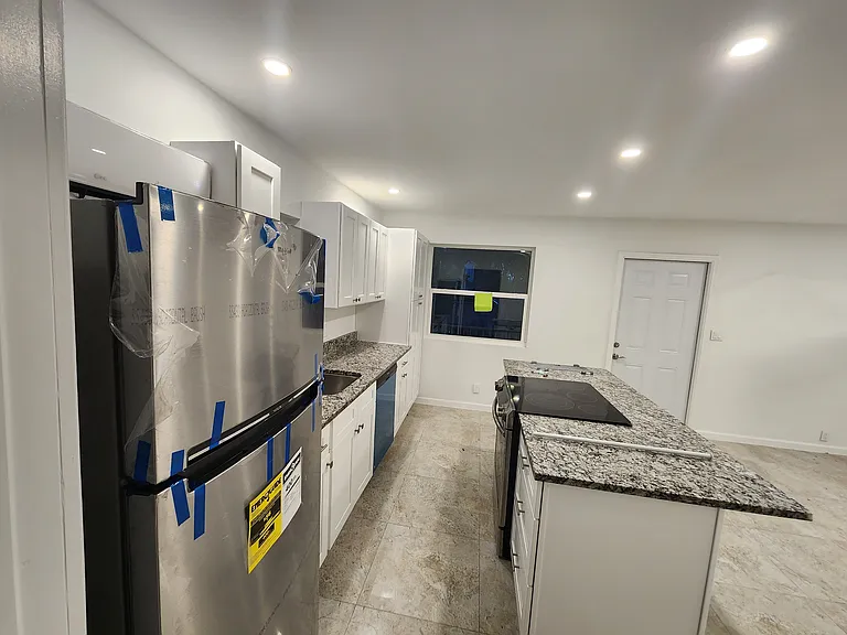 1712 Josephine St #1 — Photo 5