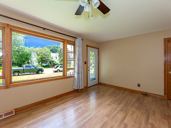 3rd image of 403 N 3rd St