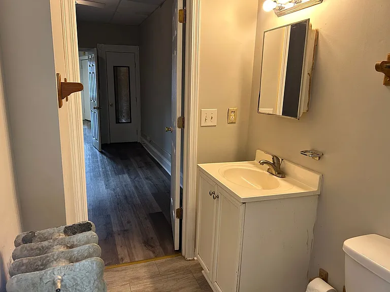 416 Manor St #418 — Photo 9