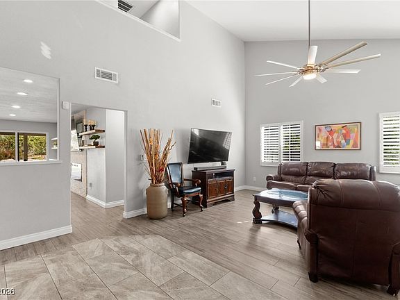3rd image of 1013 Calico Ridge Dr