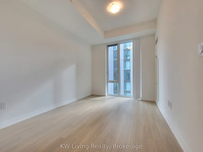 28 Widmer St #4522 — Photo 7