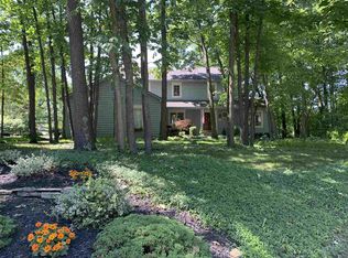 9413 Blue Ash Ct, Fort Wayne, IN 46804