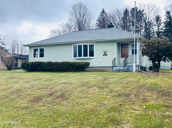 162 Bull Hill Rd, Lanesborough, MA 01237