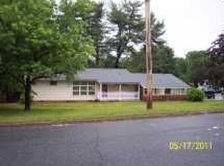 1213 Gidney St, Shelby, NC 28150