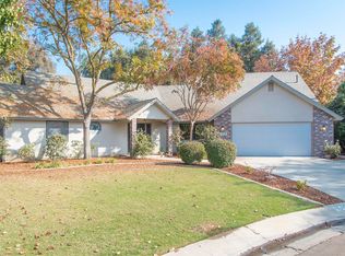 4646 W Robinwood Ct, Visalia, CA