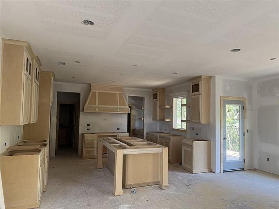 4th image of 8905 N Colorado Ave