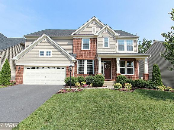 5th image of 61 Wagoneers Ln