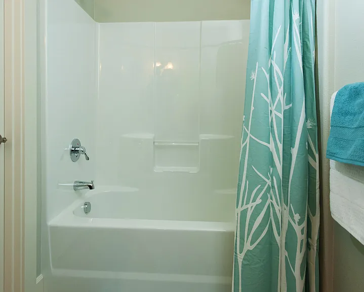 Riverbend Apartments — Photo 27