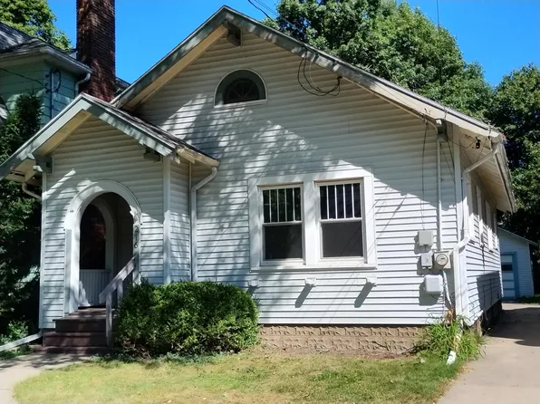 216 N Magnolia Ave, Lansing, MI 48912