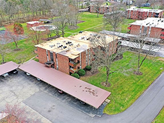 2nd image of 3040 N River Rd NE APT H20