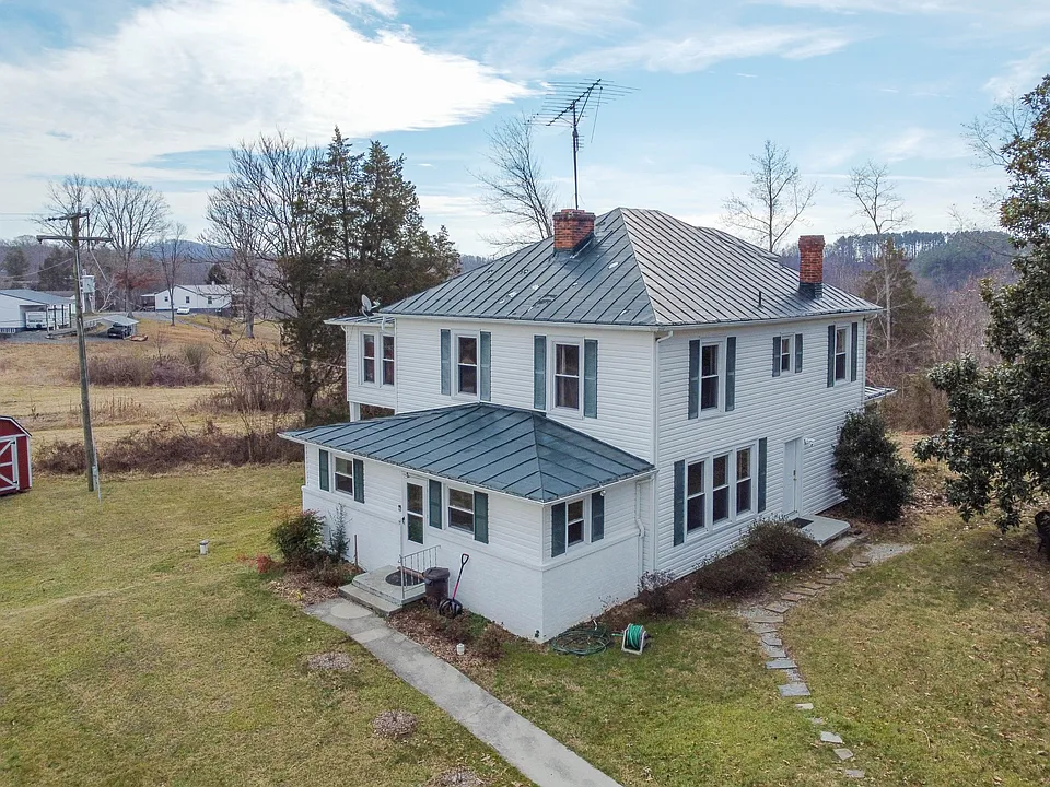 437 Roseland Rd