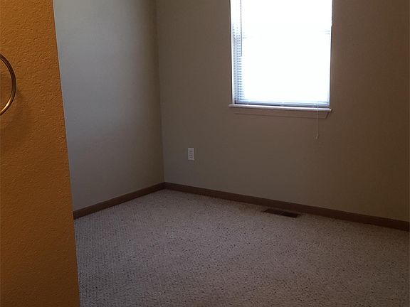 3rd image of 307 Saint Joseph St APT D