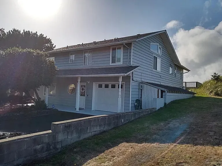 29507 G St — Photo 1