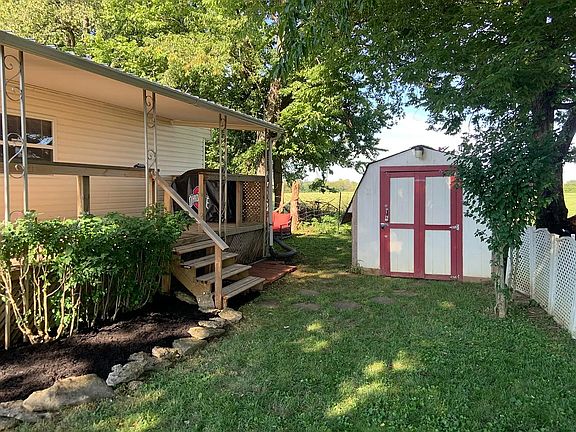 4th image of 431 Mount Vernon Dr