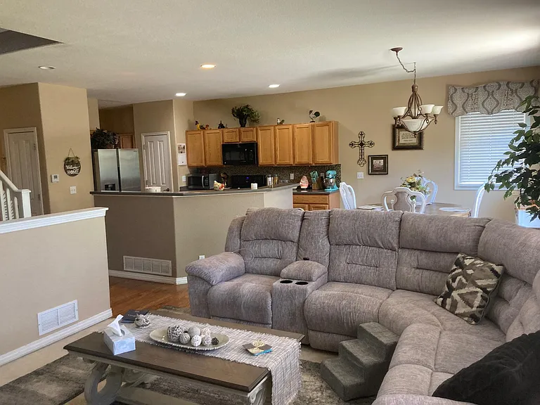 174 Gaviota Ave — Photo 4
