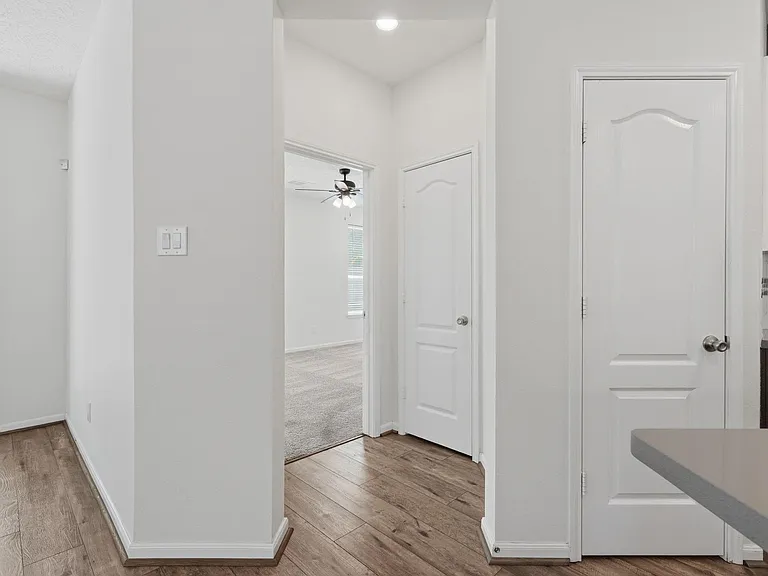 1140 Clonmore Ct — Photo 19