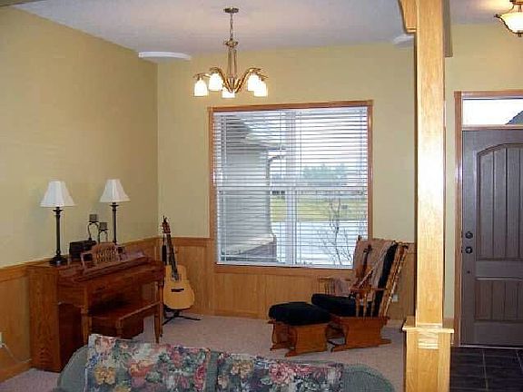5th image of 511 Aspen Creek Ct