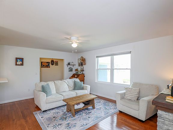 5th image of 2963 Rich Rd