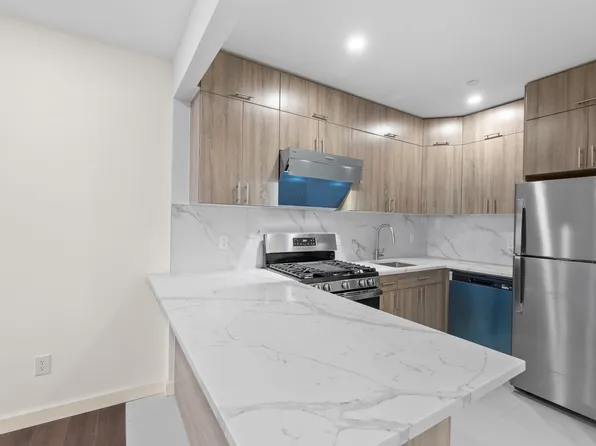 124-28 Queens Boulevard image 5 of 17