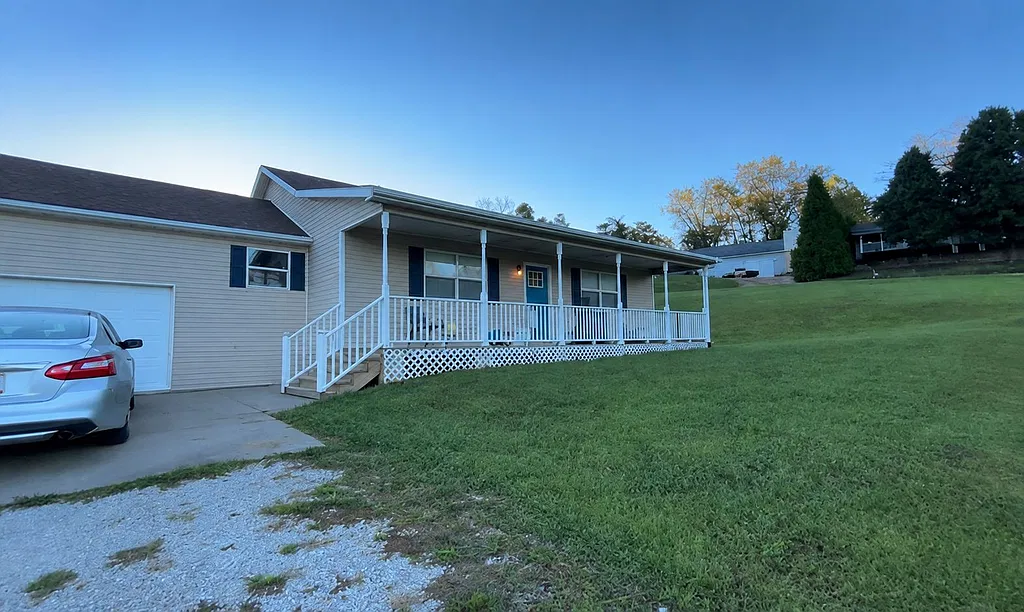 Property main image