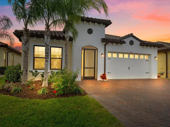 2005 6th St E, Palmetto, FL 34221