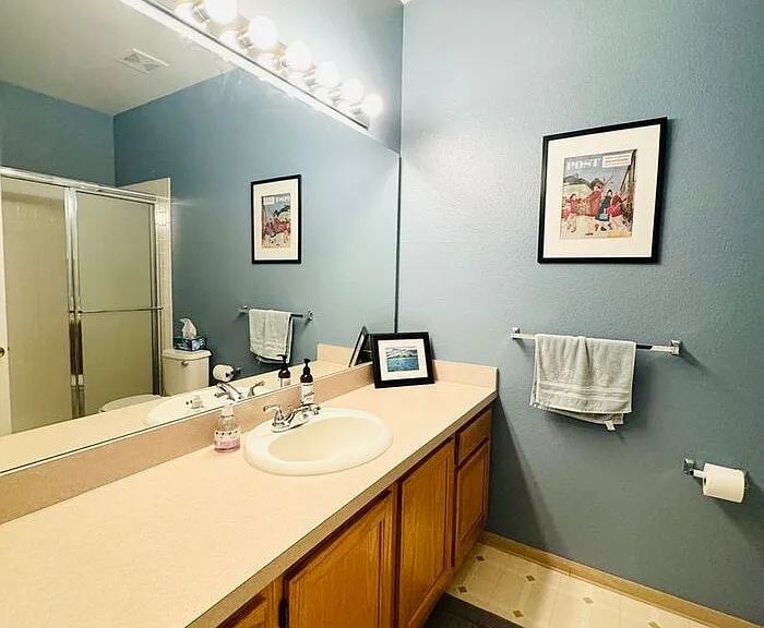 4545 Wheaton Dr #H320 — Photo 10